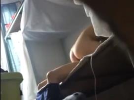 宝妹自恋狂拍巨乳！自拍疯揉美胸，极致诱惑看得人血脉贲张！ 海报