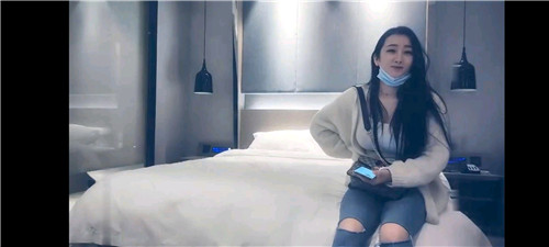 极品女神外围F罩杯甜妹 海报