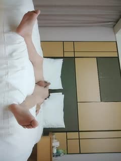 探花_小哥网约温婉小姐姐，媚态毕现，玉足抚屌骚起来，啪啪暴插高潮阵阵，精彩佳作. 海报