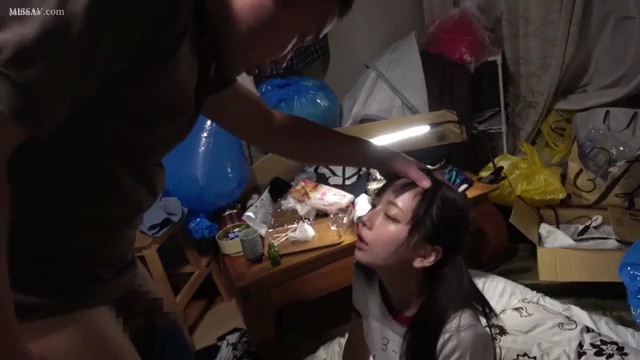 MIDV-032 Mia-chan有男朋友了…… 10年单相思爆发 邻居变态性欲 父亲被禁欲催情Ki 海报
