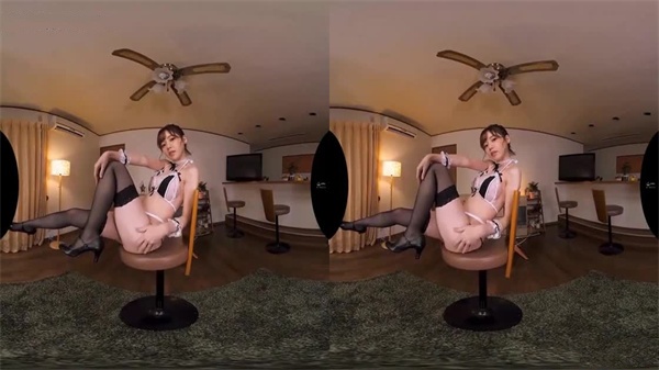 郭雪芙VR AI极致诱惑：身临其境魅惑女王让你欲火焚身 海报